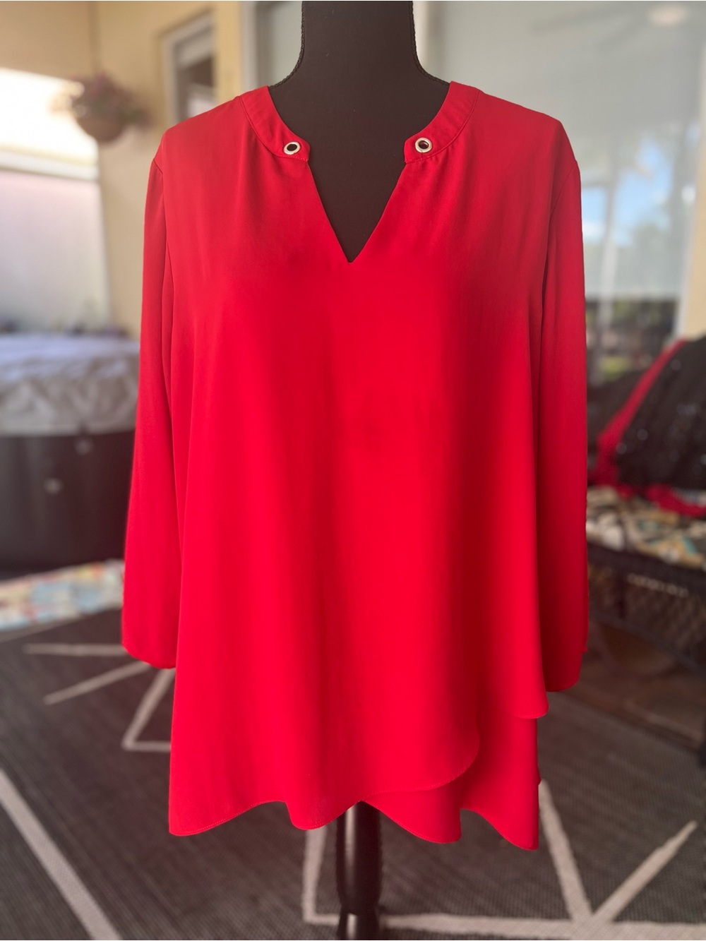 Avenue Bold Red Split-Neck Blouse Size 18/20